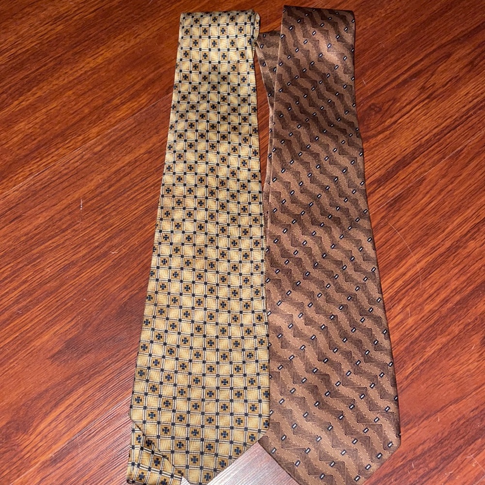 2 Ties